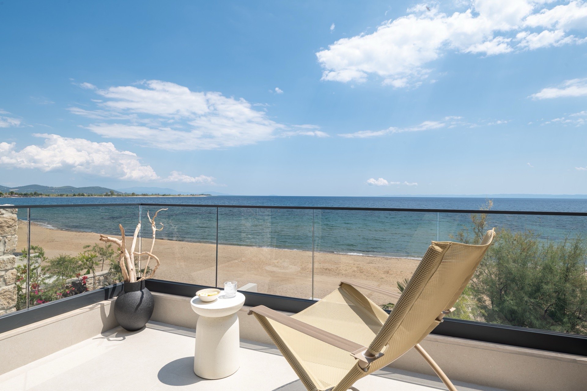 Villa With Private Swimming Pool (#5)
