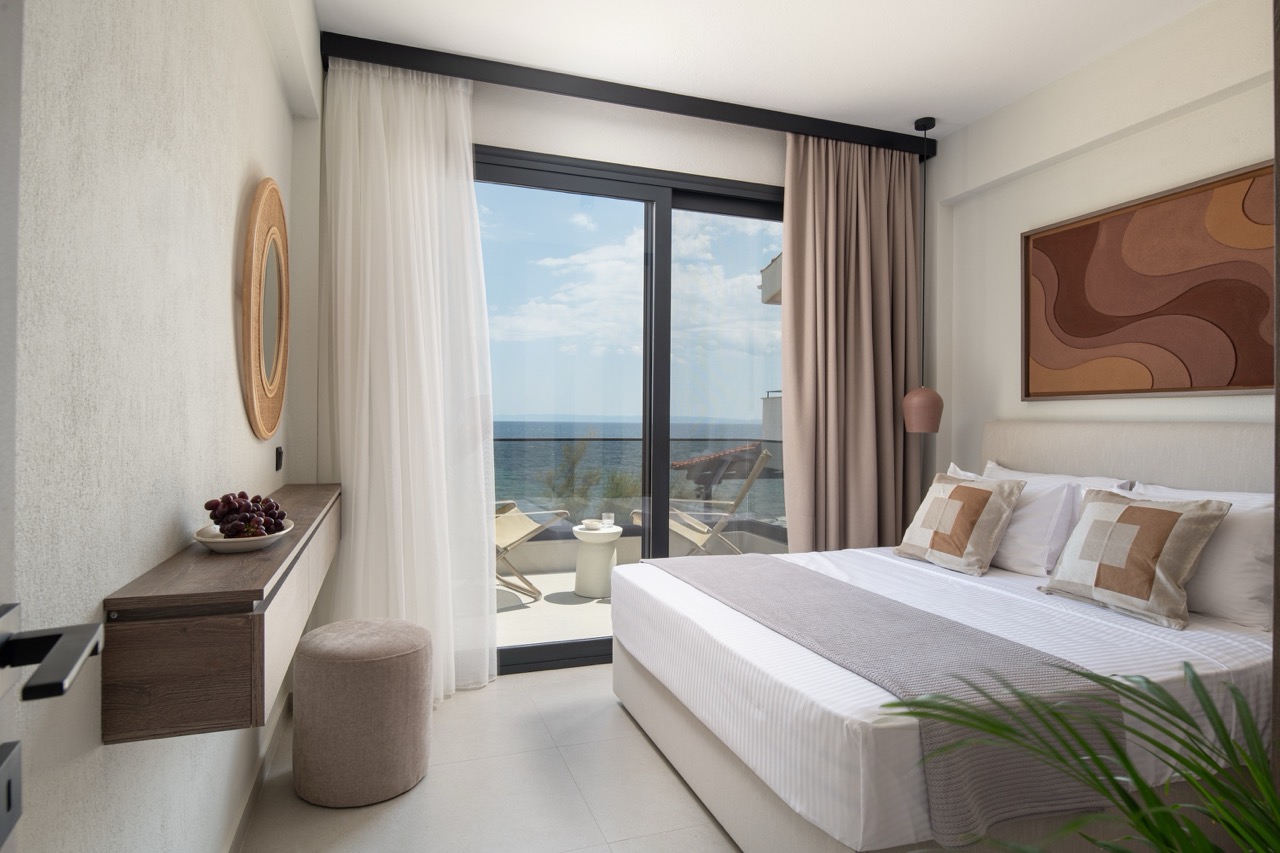 Apartment With Swimming Pool 2
